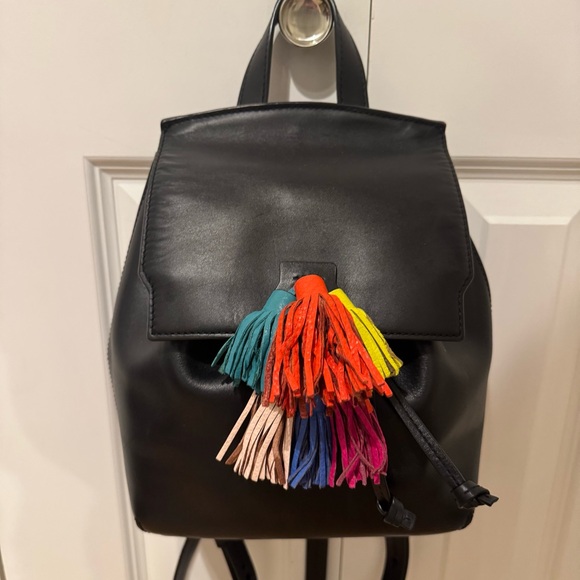 Rebecca Minkoff very good condition leather backpack - Picture 2 of 6